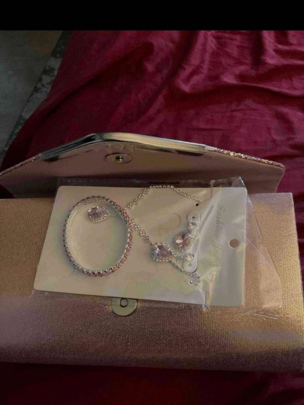 Sparkle Rose Gold Glitter Envelope Clutch with Jewelry Set - Picture 6 of 6